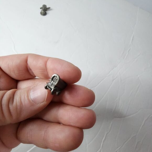 Monopoly National Park Edition Replacement Pewter Token covered wagon - Picture 2 of 4